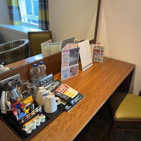 The Guildhall And Linen Exchange Wetherspoon Данфермлін Екстер'єр фото